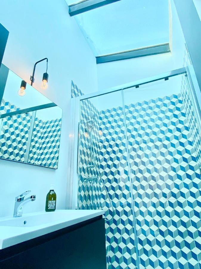 Les Nuits Etoilees, Studio Terrasse Apercu Mer, Tres Lumineux, Ac, 100M Du Port Sanary Экстерьер фото